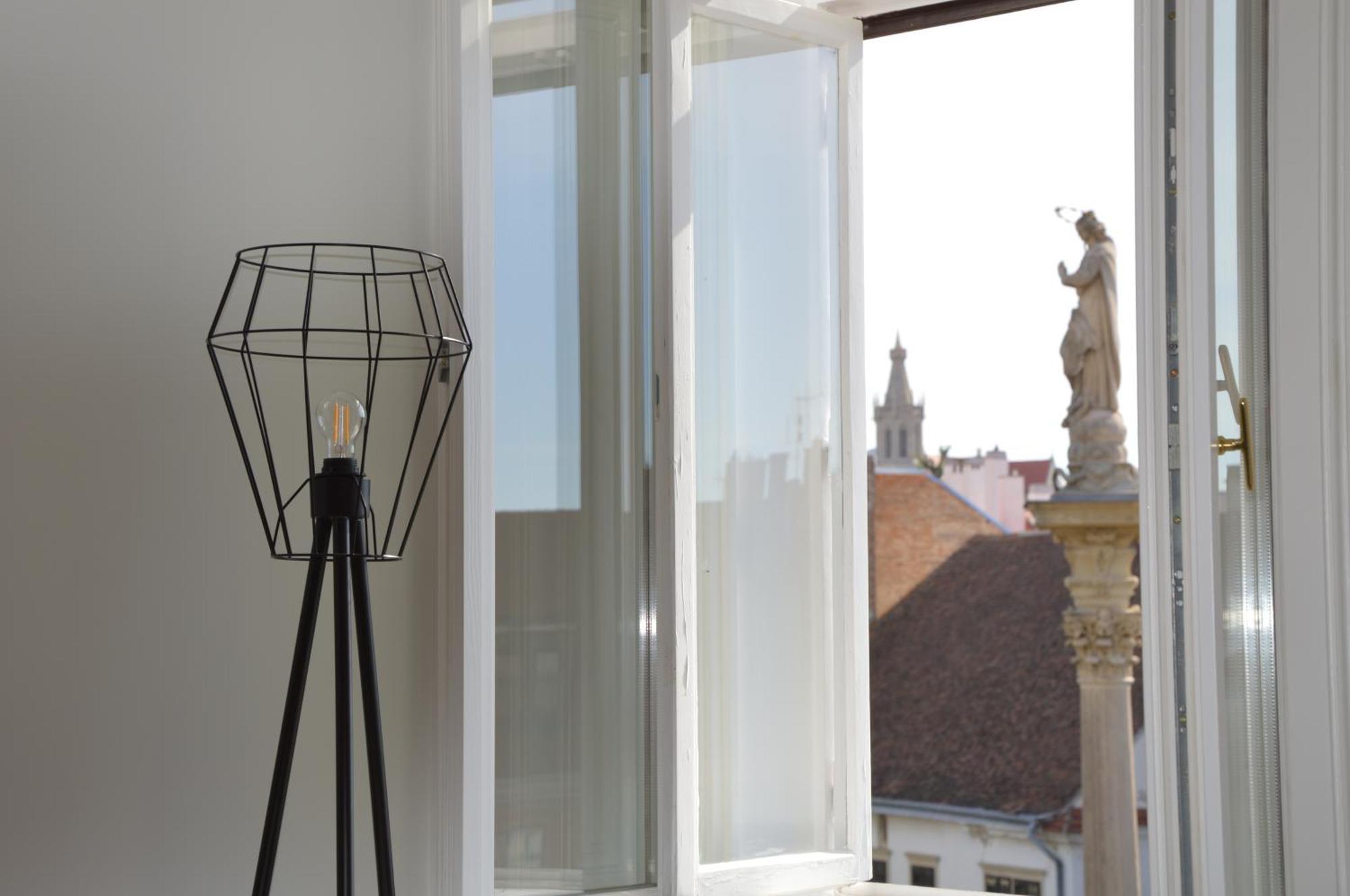 V62 Studio Apartments- Downtown Sopron Dış mekan fotoğraf
